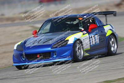 media/Oct-25-2025-CalClub SCCA (Sat) [[34c778dfbe]]/Group 2/Qualifying/